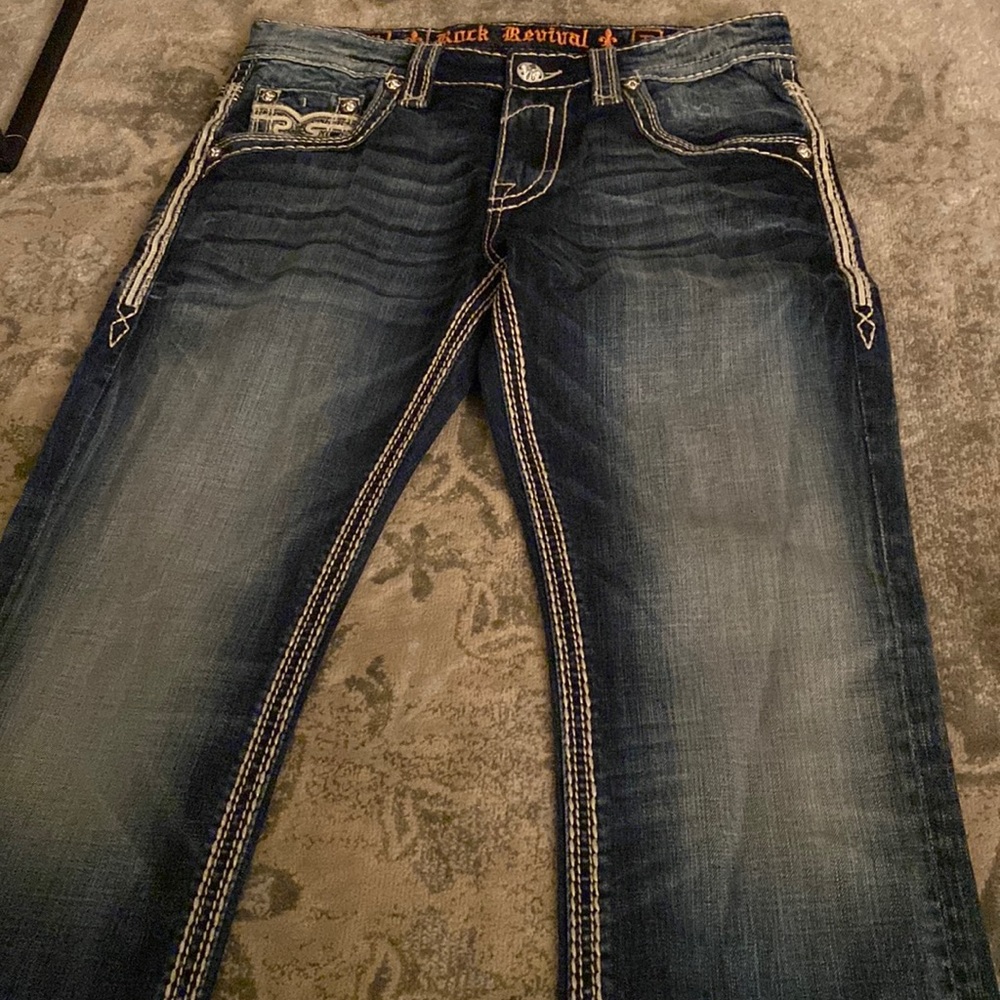 Men’s Rock Revival Keaton Straight Jeans Size 32